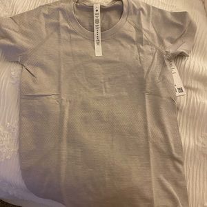 swiftly tech shirtsleeve 2.0 race length